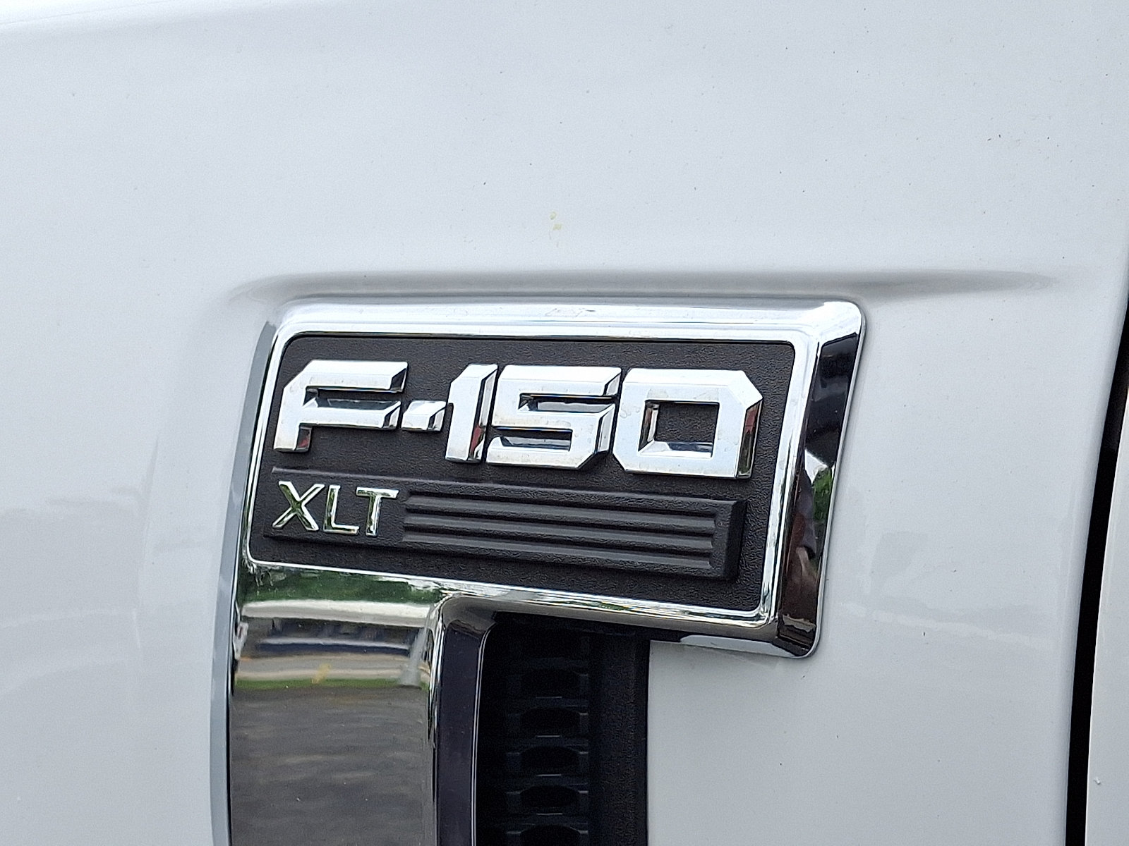 Certified 2025 Ford F150 XLT w/ Equipment Group 301A Standard AWD/4WD image 30