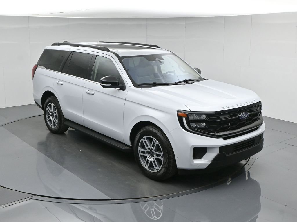 Certified 2025 Ford Expedition Active AWD/4WD image 45