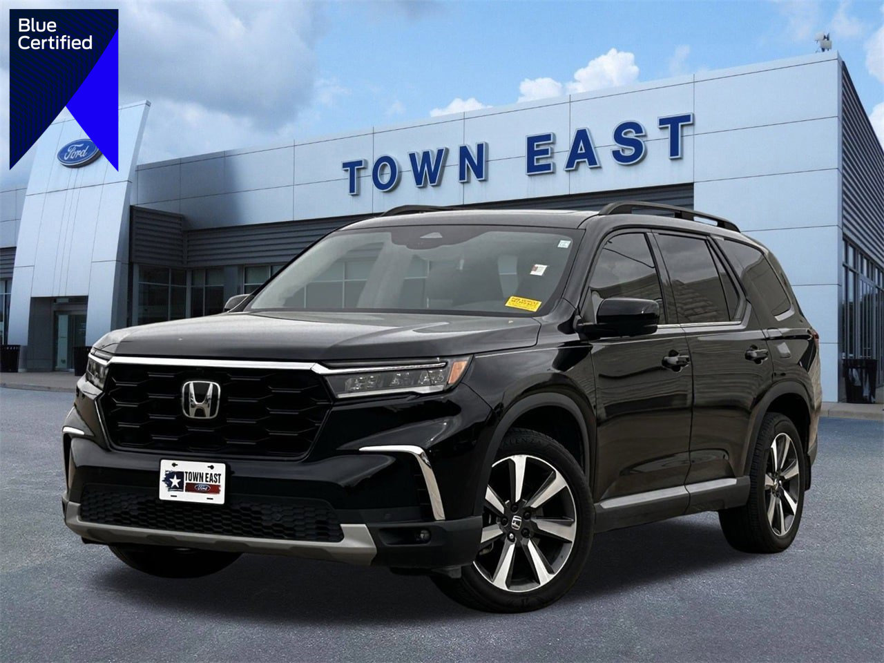 Used 2024 Honda Pilot Elite image 1