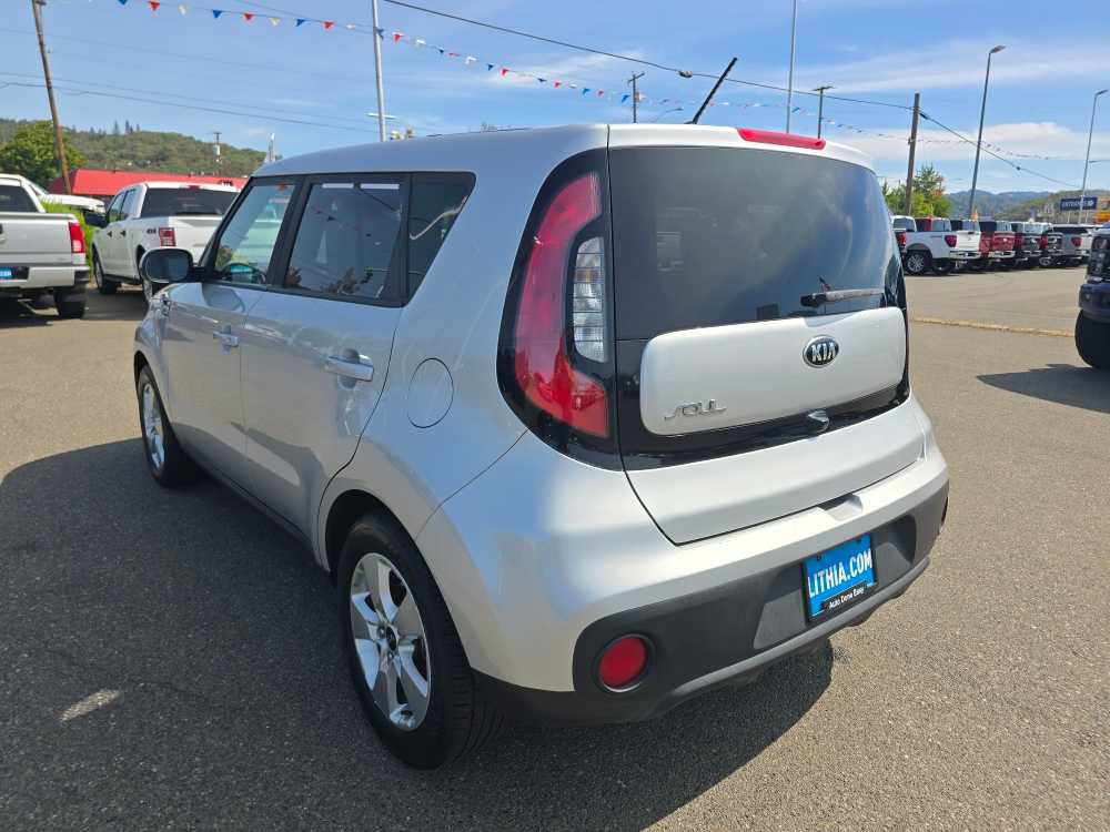 Used 2019 Kia Soul FWD image 3