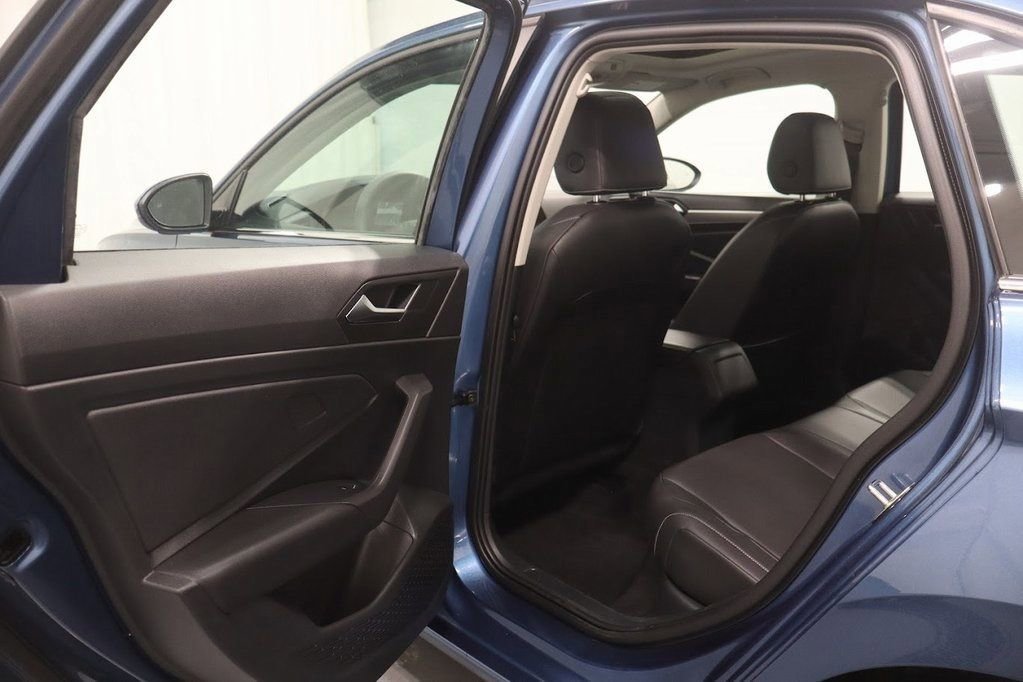 Used 2020 Volkswagen Jetta SE image 28