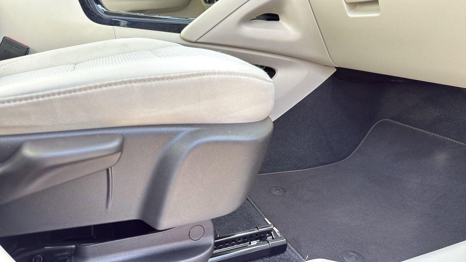 Used 2022 Buick Envision Preferred FWD image 25