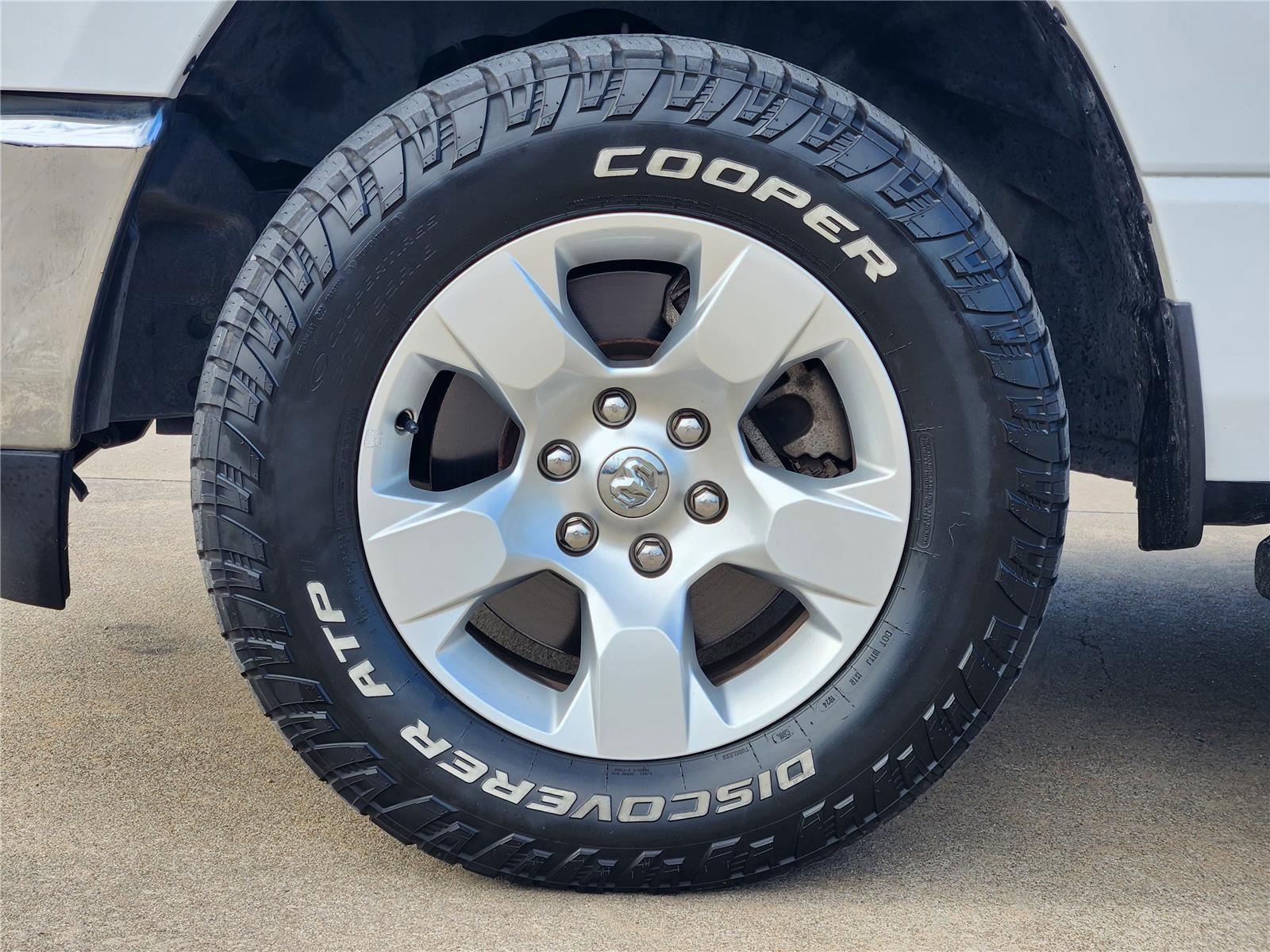 Used 2020 RAM 1500 Lone Star AWD/4WD image 8