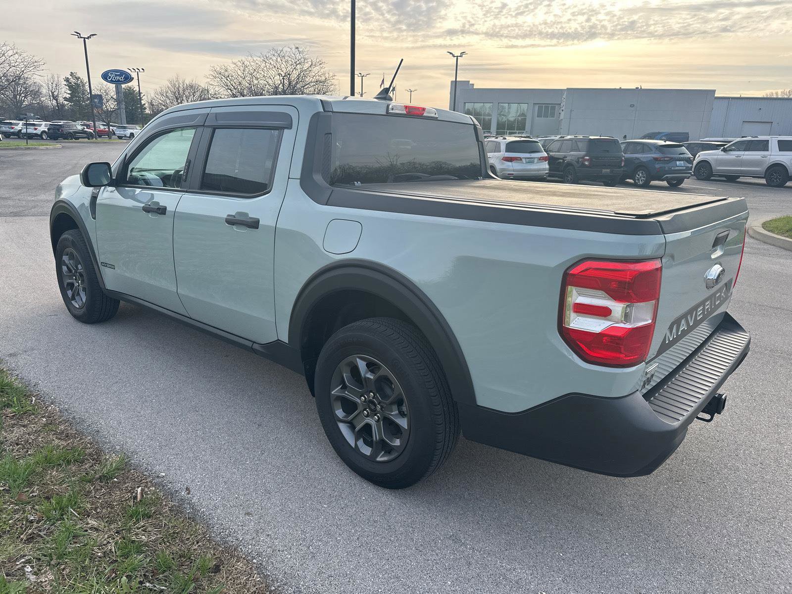 Certified 2023 Ford Maverick XLT w/ XLT Luxury Package image 5