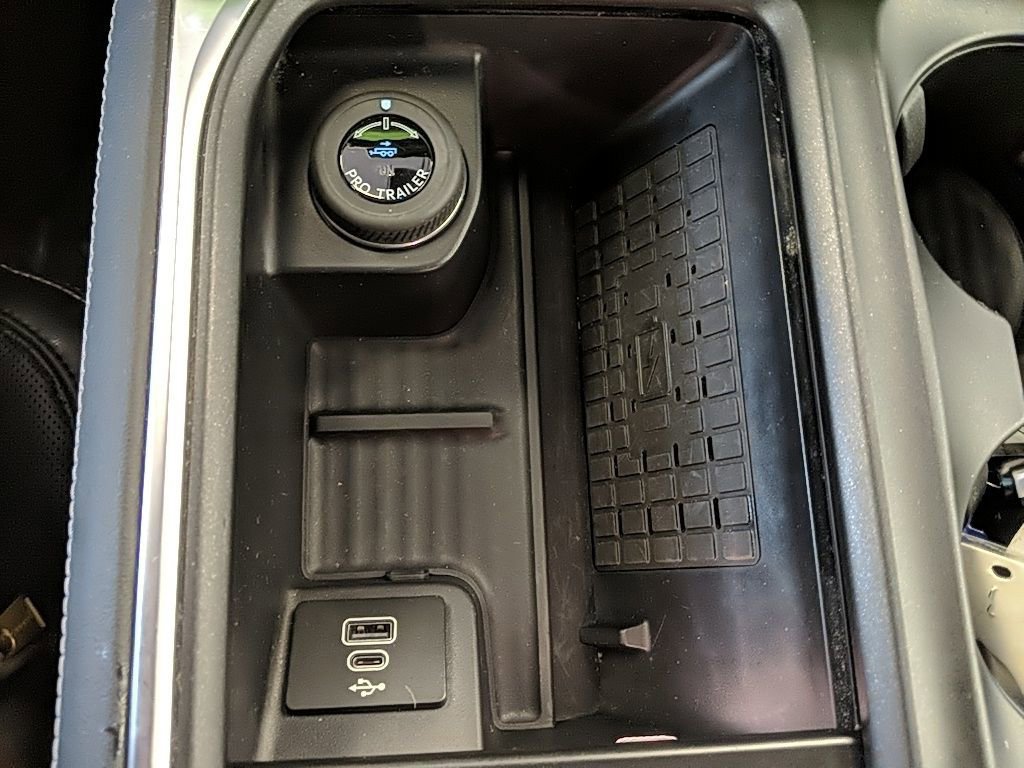 Certified 2025 Ford Expedition Max Platinum image 27