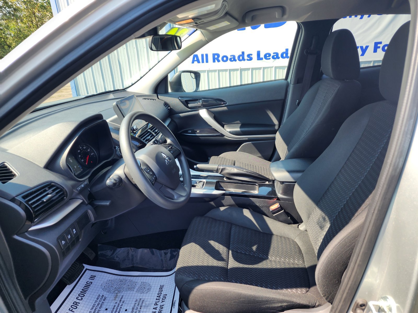 Used 2024 Mitsubishi Eclipse Cross LE AWD/4WD image 12