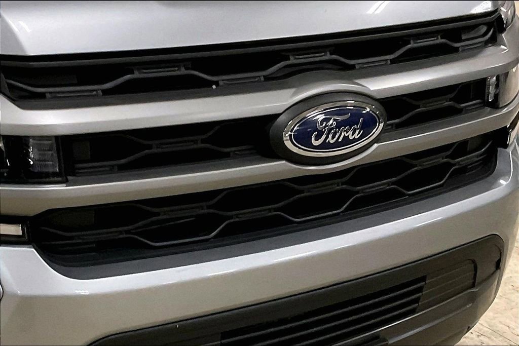 Certified 2024 Ford Expedition Max XLT image 29