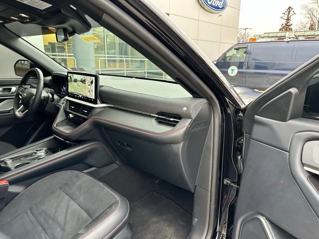 Certified 2025 Ford Explorer ST w/ Sun And Sound Package image 71