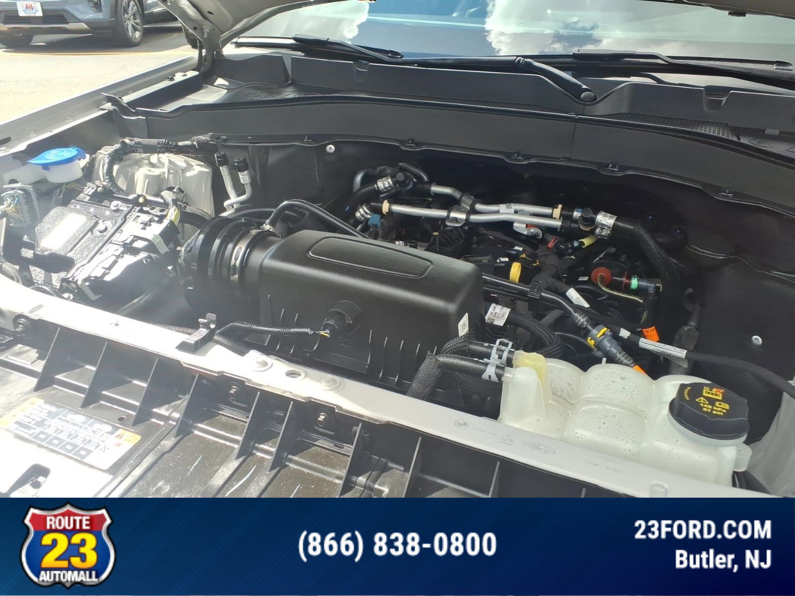 Certified 2023 Ford Explorer XLT w/ Equipment Group 202A AWD/4WD image 26