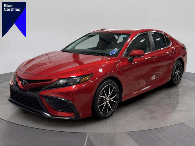 Used 2024 Toyota Camry SE image 1