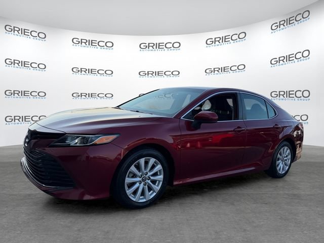 Used 2019 Toyota Camry LE FWD image 3