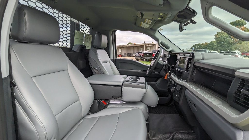Certified 2025 Ford F450 XL AWD/4WD image 25