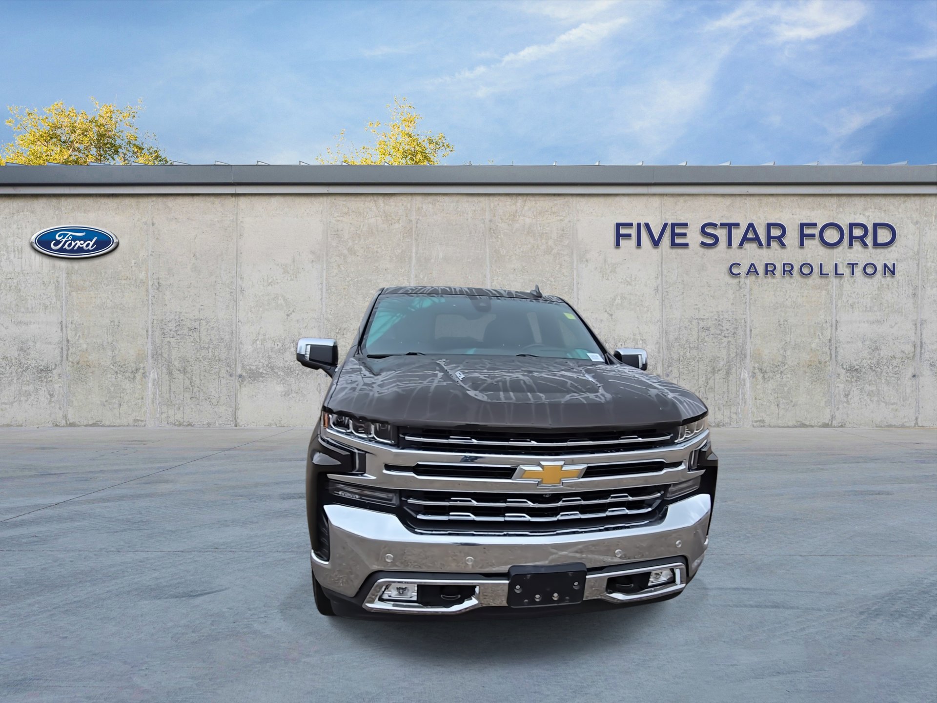 Used 2019 Chevrolet Silverado 1500 LTZ w/ LTZ Premium Package image 4