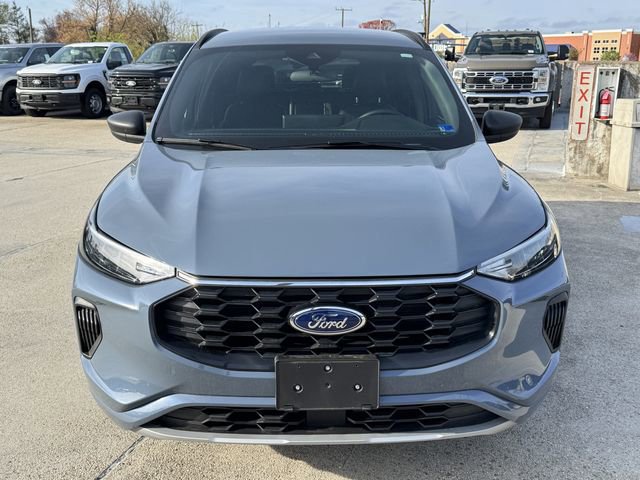 Certified 2024 Ford Escape ST-Line w/ Tech Pack #1 image 9