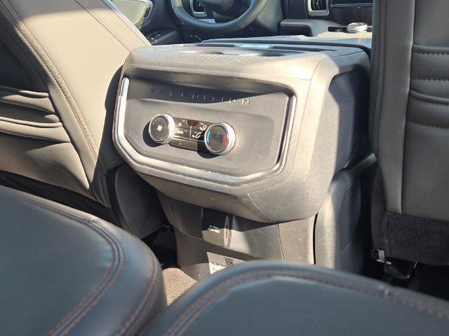 Certified 2025 Ford Expedition Active image 14