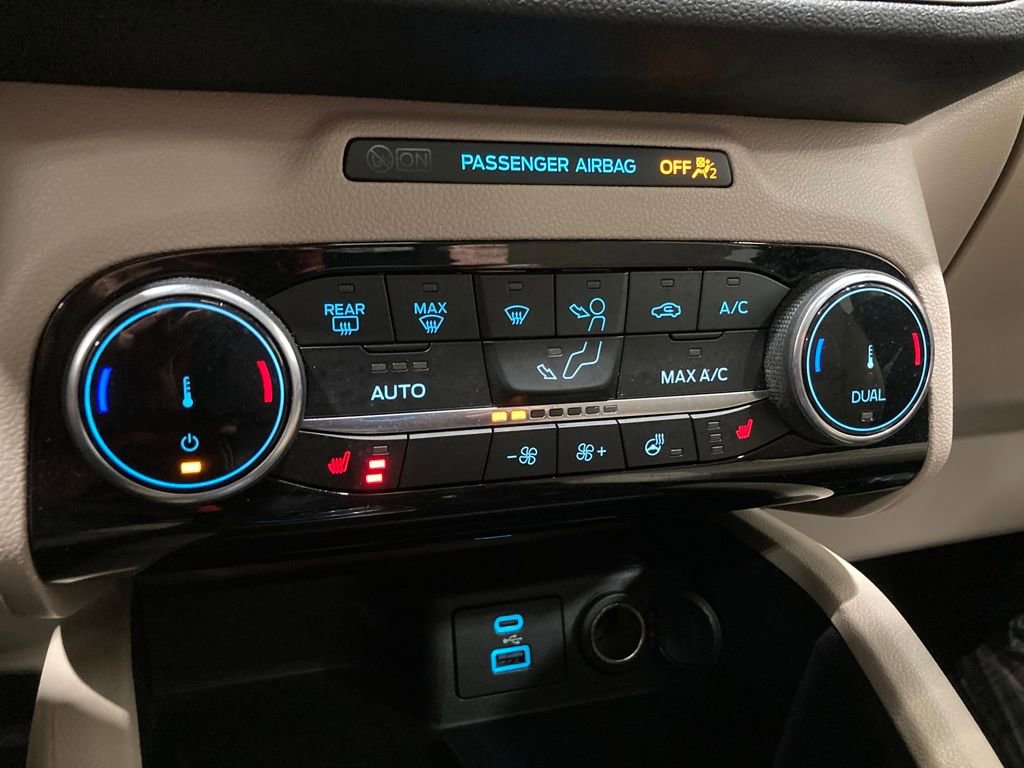 Certified 2022 Ford Escape SEL w/ Technology Package image 29