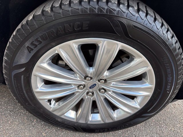 Certified 2022 Ford Explorer Limited w/ Equipment Group 301A AWD/4WD image 13
