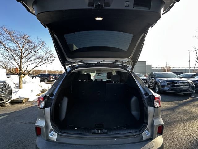 Certified 2022 Ford Escape SE w/ Convenience Package image 41