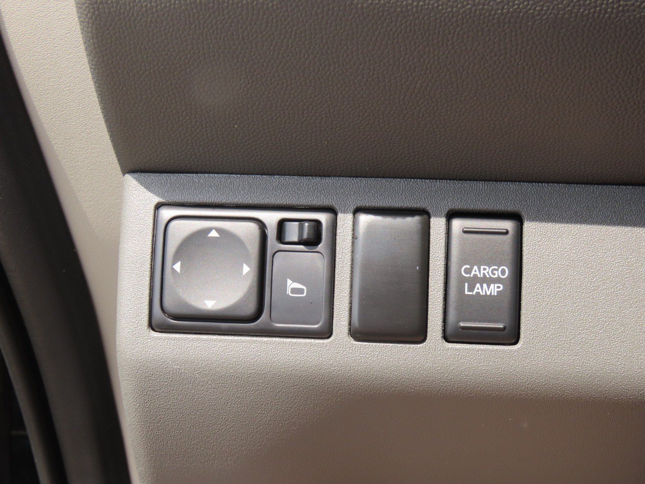 Used 2020 Nissan Frontier SV w/ Midnight Edition Floor Mats RWD image 26
