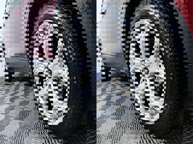 Certified 2019 Ford Escape Titanium image 2