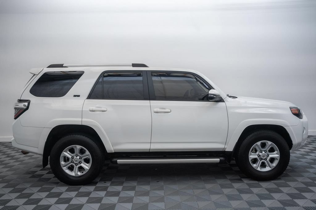Used 2023 Toyota 4Runner SR5 Premium w/ Moonroof Package RWD image 4