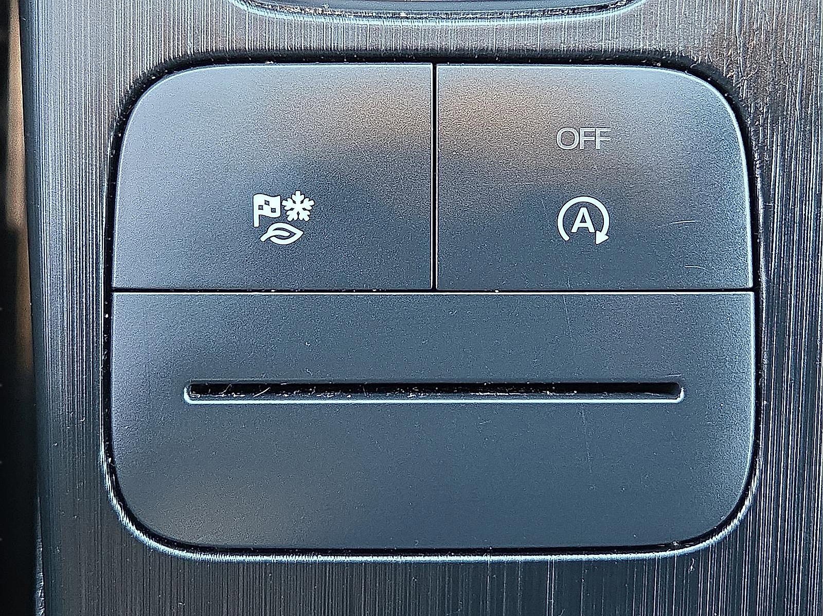 Certified 2024 Ford Escape ST-Line image 17