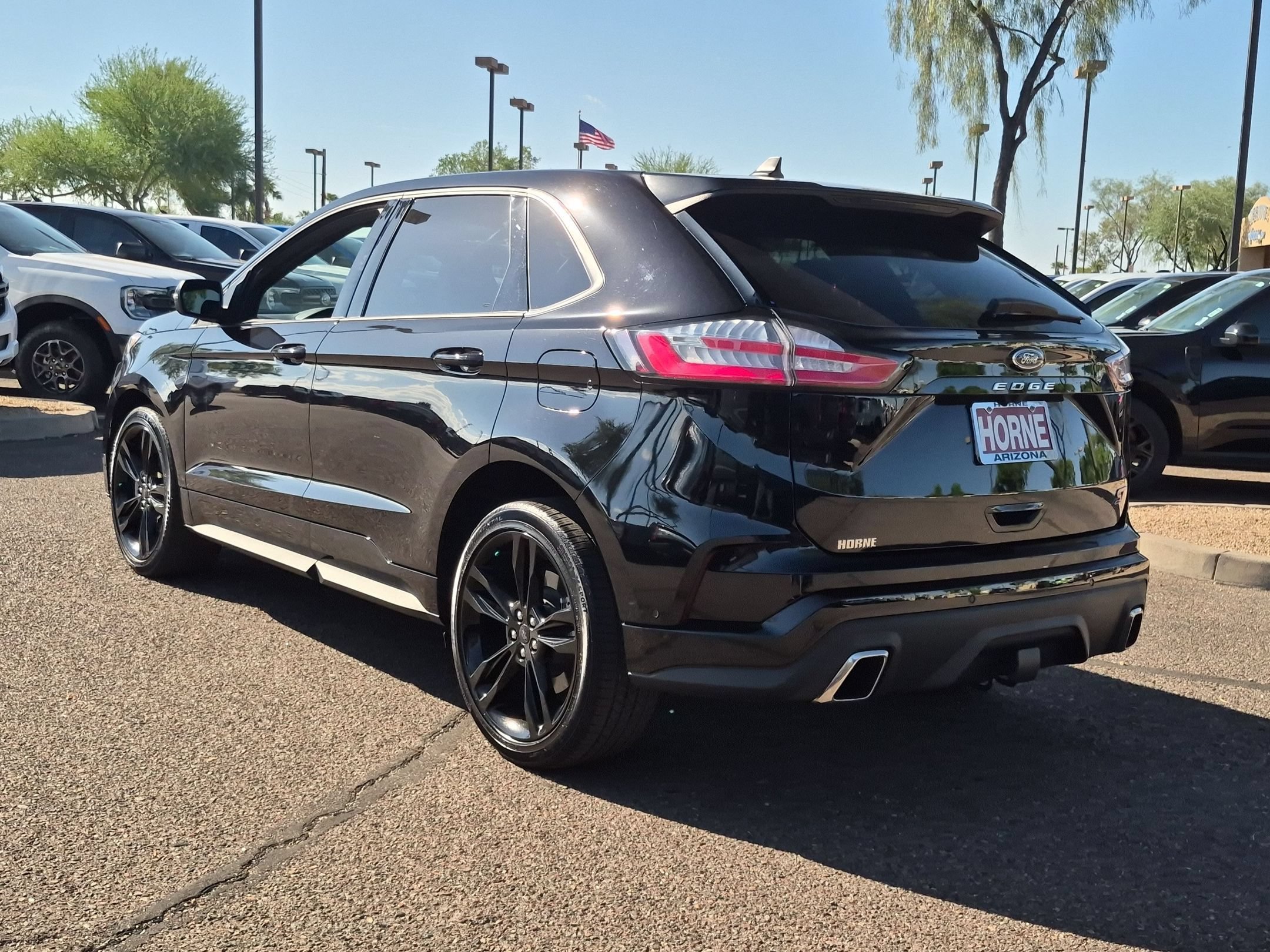 Certified 2024 Ford Edge ST w/ Equipment Group 401A AWD/4WD image 8