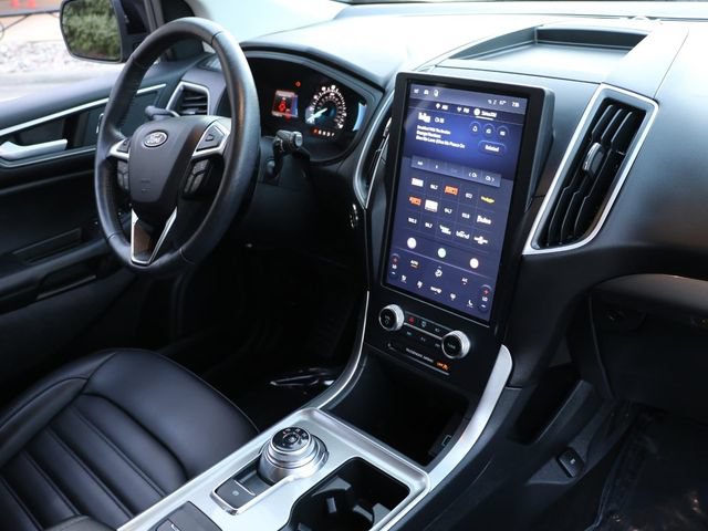 Certified 2024 Ford Edge SEL w/ Convenience Package AWD/4WD image 12