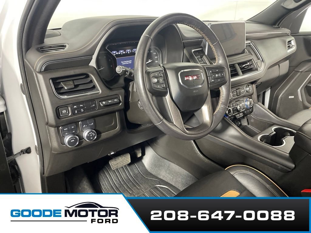 Used 2021 GMC Yukon AT4 w/ AT4 Premium Package AWD/4WD image 8