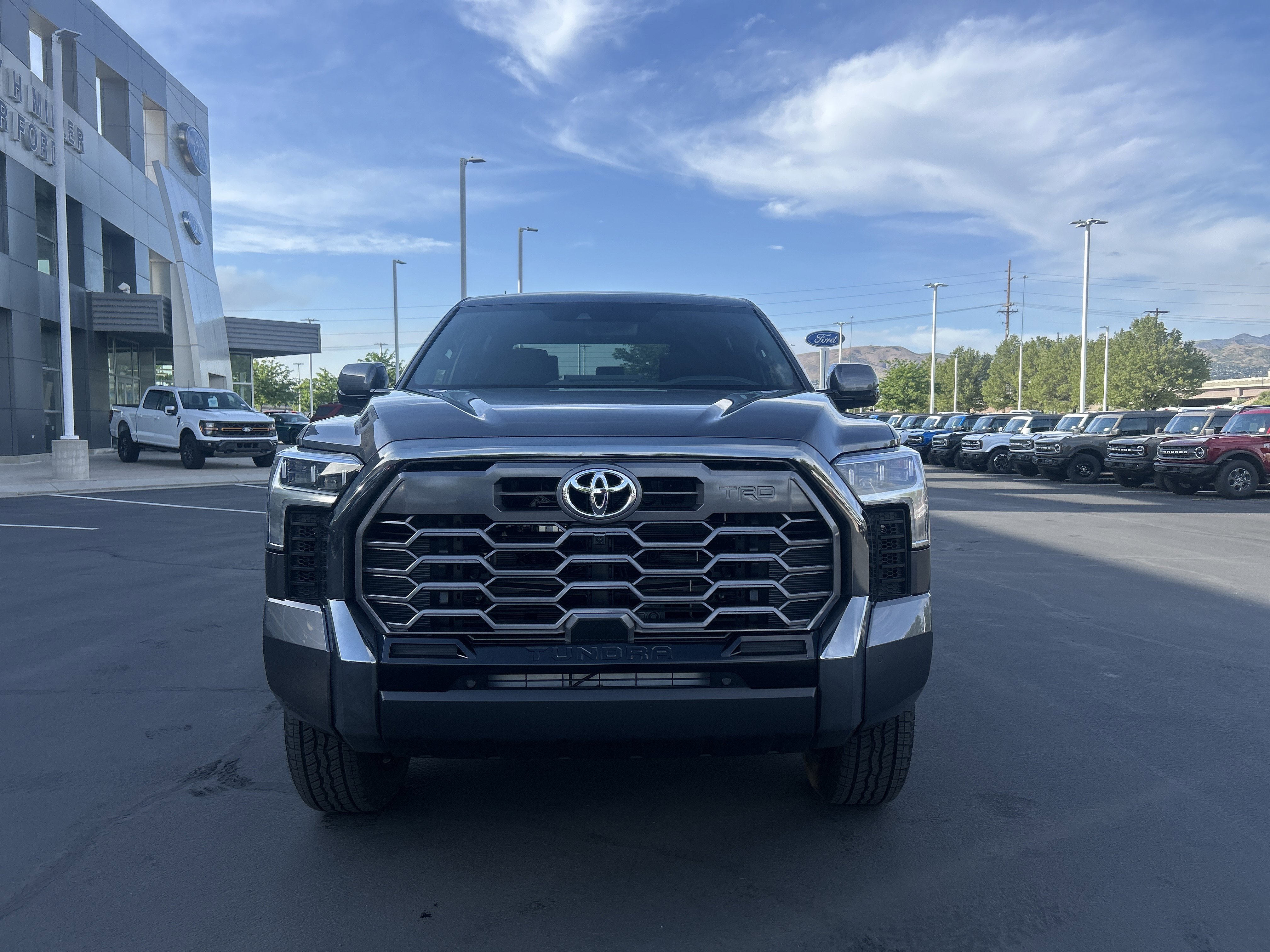 Used 2026 Toyota Tundra Platinum w/ TRD Off-Road Package AWD/4WD image 5