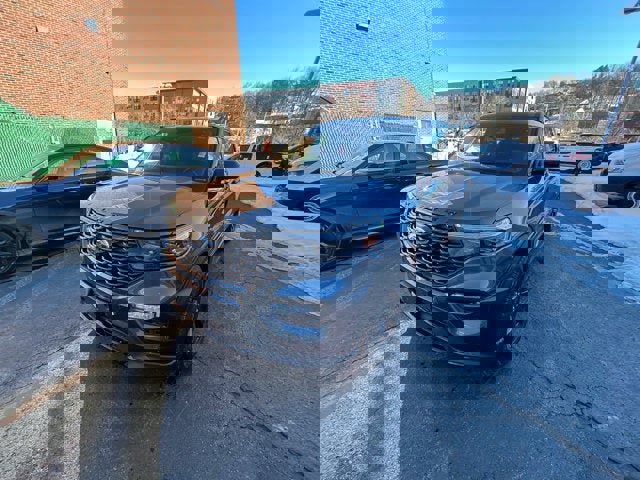 Certified 2023 Ford Explorer ST-Line image 3