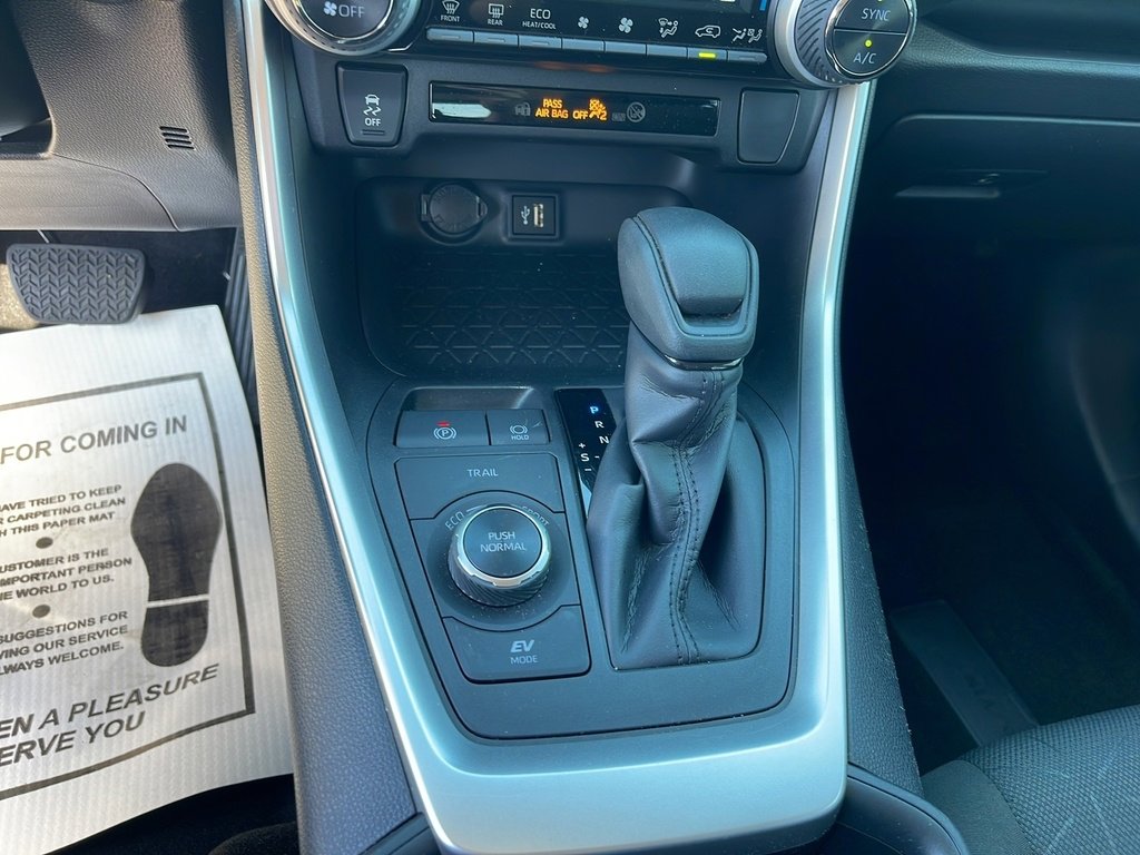 Used 2024 Toyota RAV4 XLE image 22
