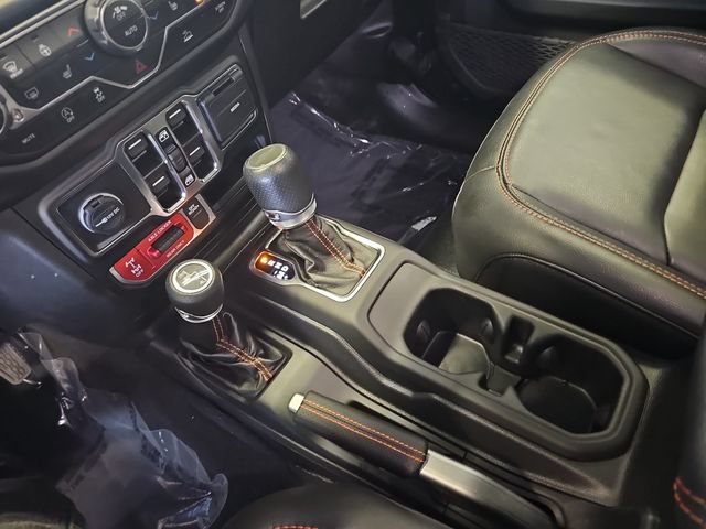 Used 2022 Jeep Gladiator Mojave w/ LED Lighting Group AWD/4WD image 26
