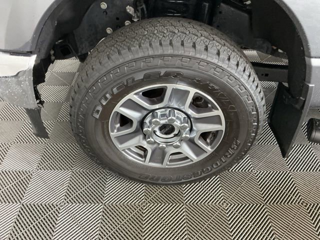 Certified 2025 Ford F350 Lariat w/ FX4 Off-Road Package AWD/4WD image 32