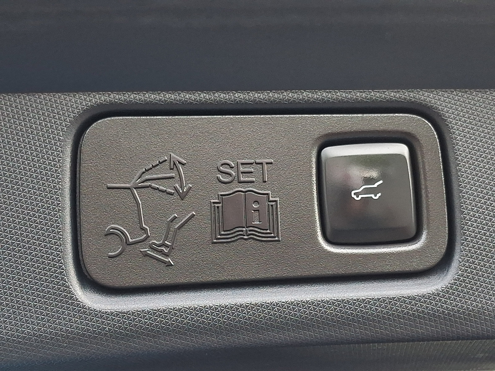 Certified 2023 Ford Mustang Mach-E GT AWD/4WD image 31