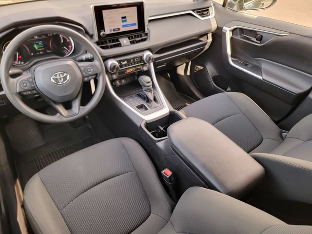 Used 2024 Toyota RAV4 LE AWD/4WD image 37
