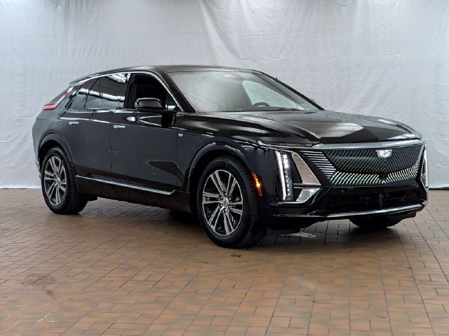 Used 2023 Cadillac Lyriq 2WD image 1