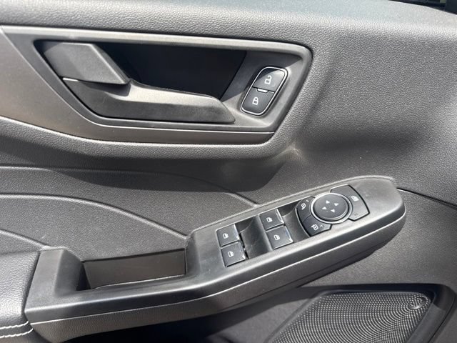 Certified 2025 Ford Escape Active w/ Cold Weather Package AWD/4WD image 15