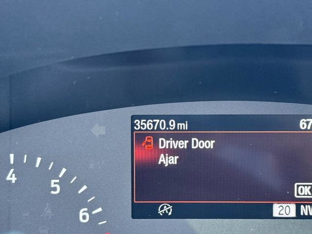 Certified 2022 Ford Escape SE w/ SE Sport Appearance Package image 3