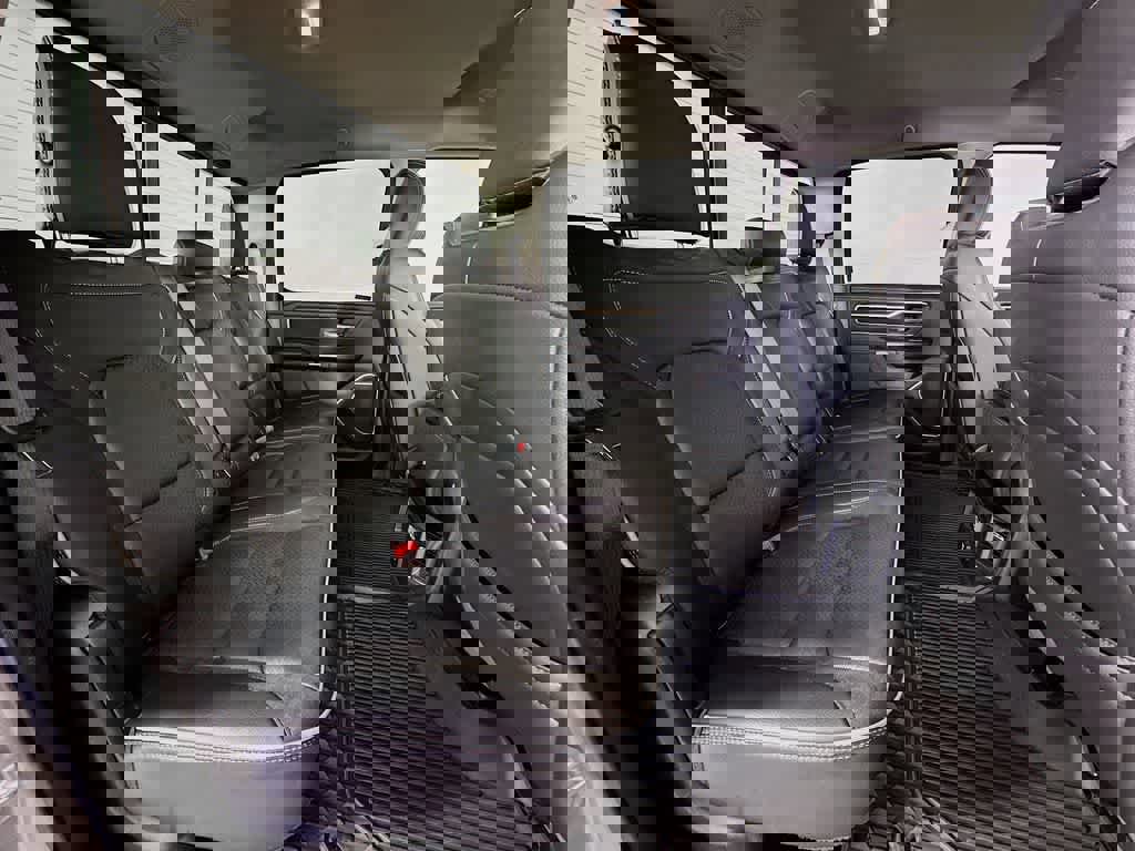 Used 2022 RAM 1500 Laramie image 31