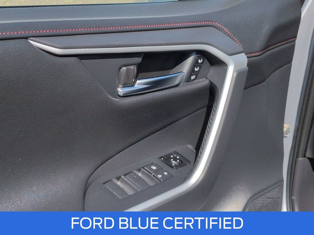 Used 2021 Toyota RAV4 XSE w/ Premium Package AWD/4WD image 10