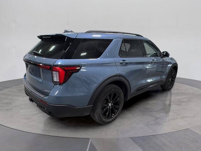 Certified 2025 Ford Explorer ST-Line AWD/4WD image 11