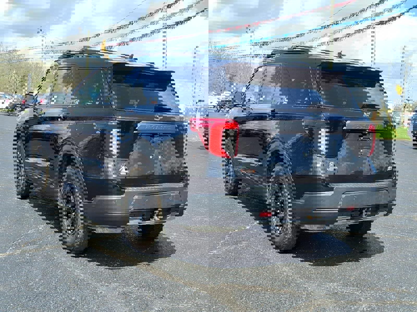 Certified 2023 Ford Explorer Timberline AWD/4WD image 3