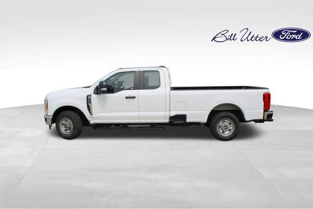 Certified 2024 Ford F250 XL w/ XL Chrome Package RWD image 8