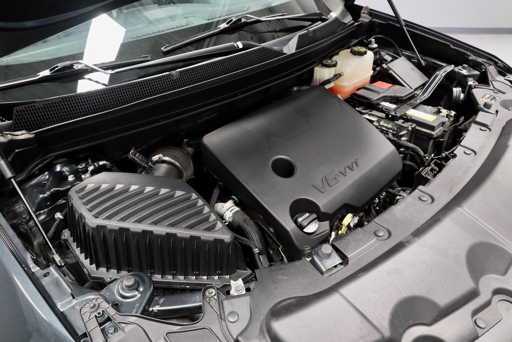 Used 2021 Chevrolet Traverse RS w/ LPO, Cargo Package image 18