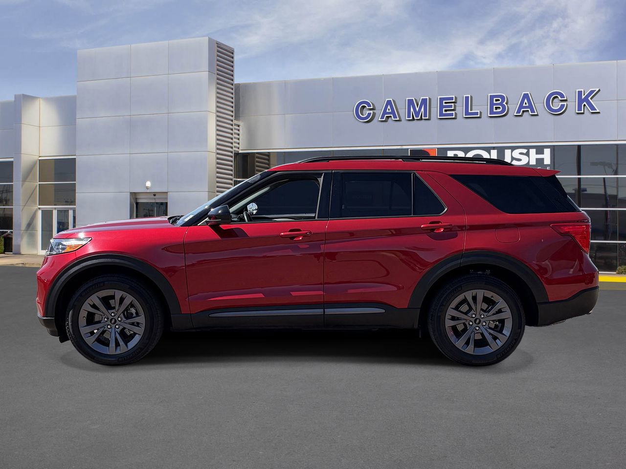 Certified 2023 Ford Explorer XLT w/ Equipment Group 202A AWD/4WD image 3