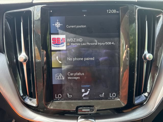 Used 2018 Volvo XC60 T5 Momentum w/ Vision Package AWD/4WD image 21