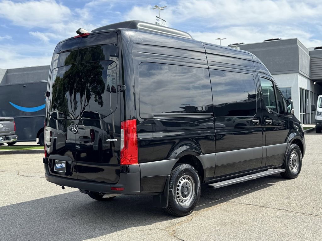 Used 2024 Mercedes-Benz Sprinter 2500 image 6
