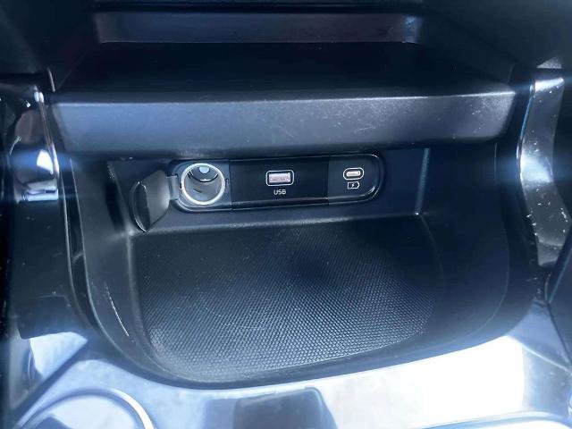 Used 2024 Kia Seltos S AWD/4WD image 28