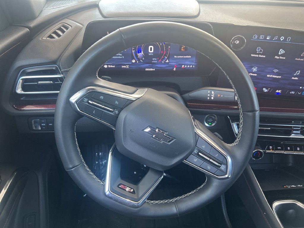 Used 2024 Chevrolet Traverse Z71 AWD/4WD image 17